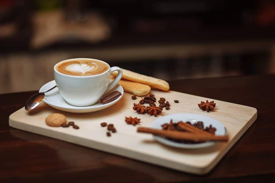 Smaksatta Kaffebönor: En Värld av Aromatisk Njutning